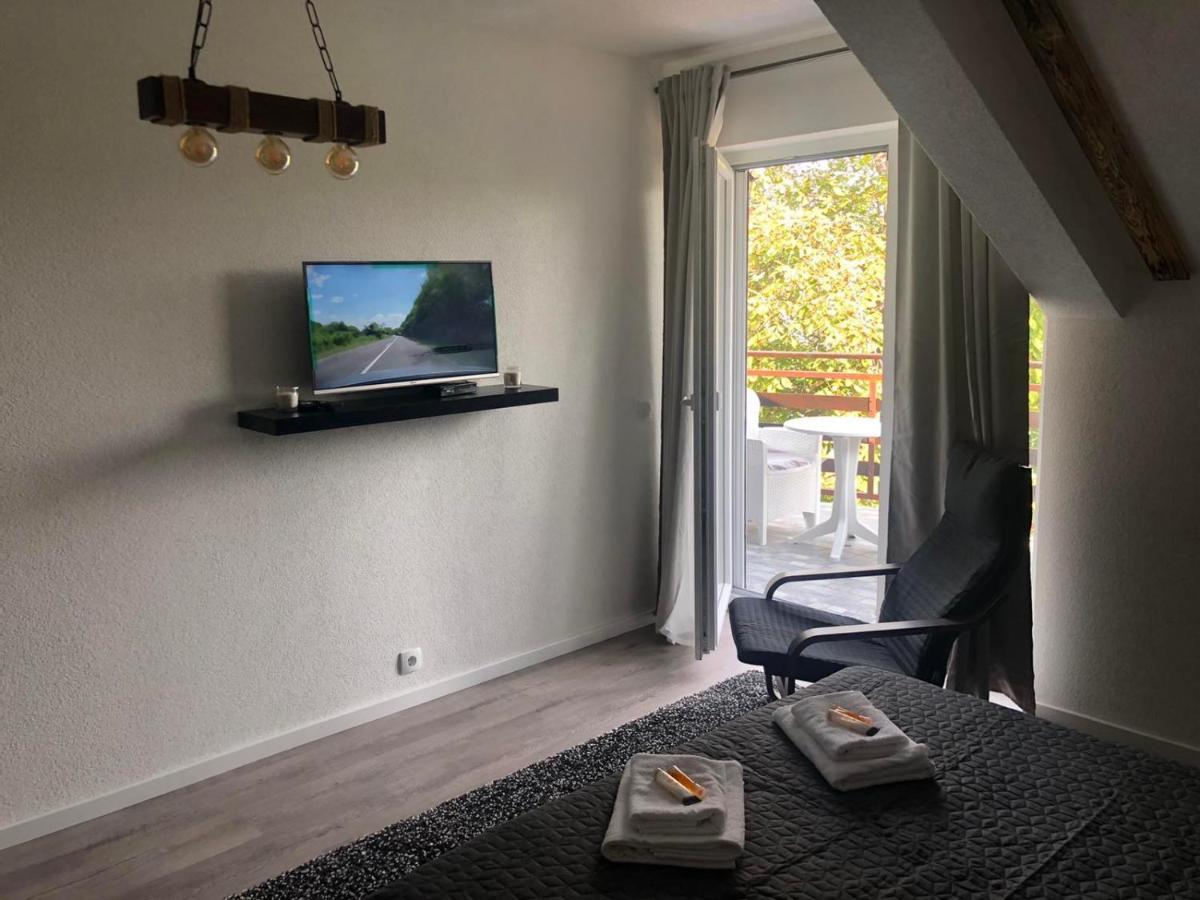 Kuca Za Odmor-Zelena Oaza Hotell Golubac Exteriör bild